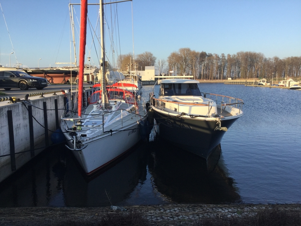 Czarter jachtów Bałtyk Darłowo imprezy rejsy okolicznościowe rejsy wzdłuż plaży wynajem jachtów organizacja rejsów czarter darłowo Czarter jachtów Bałtyk Darłowo imprezy rejsy okolicznościowe rejsy wzdłuż plaży wynajem jachtów organizacja rejsów czarter darłowo
